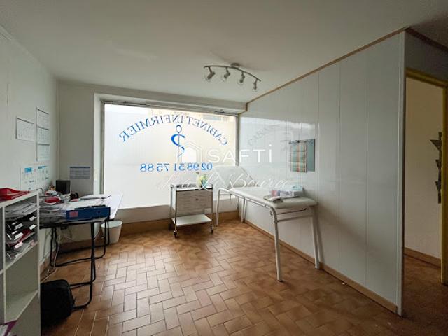 Bureau vente à Quimper, Bretagne