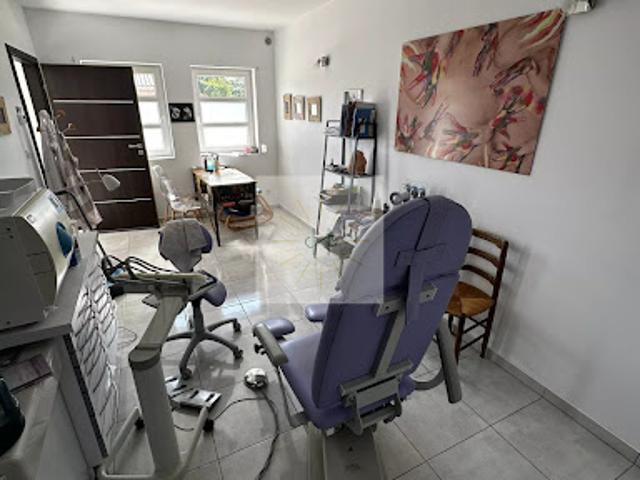 Bureau vente à Nyons, La Bégude-de-mazenc