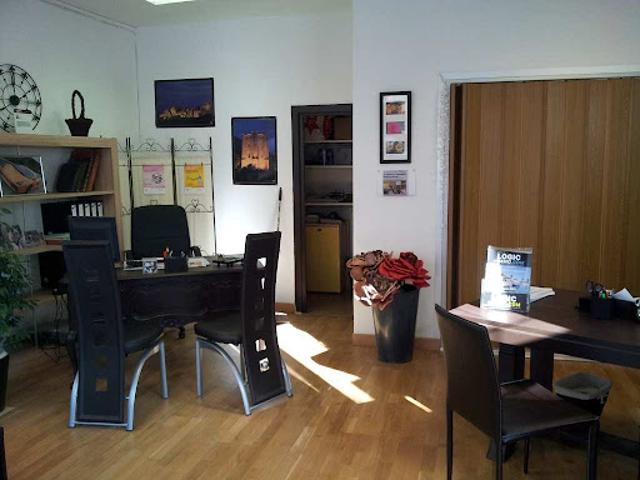 Bureau vente à Béziers