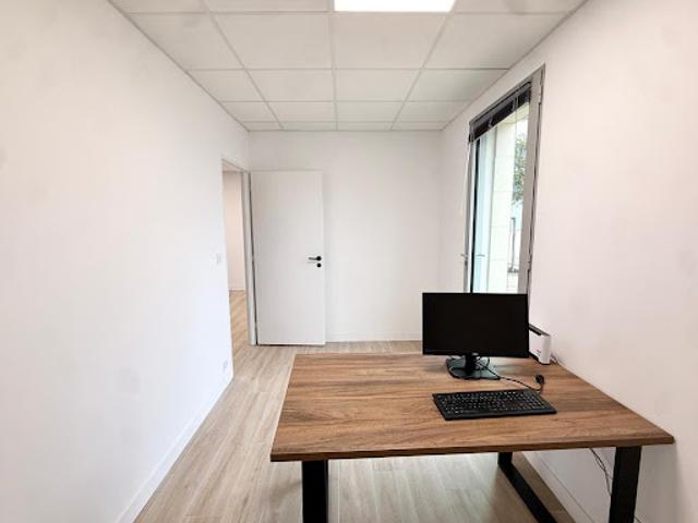 Bureau vente à La Vallée, Puilboreau
