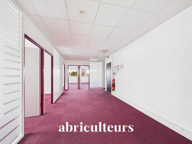 Bureau vente à Plateau Nord-Est, Chartres