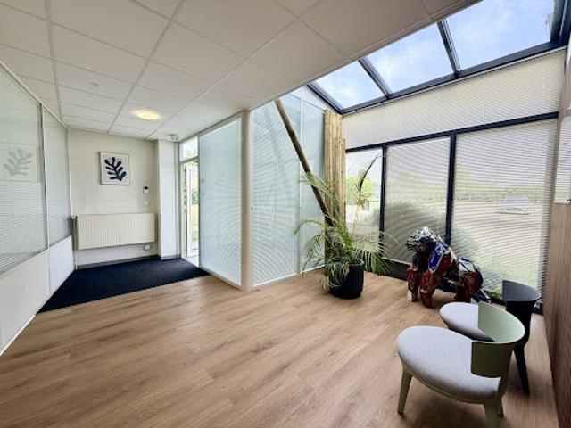 Bureau vente à Amiens, Camon