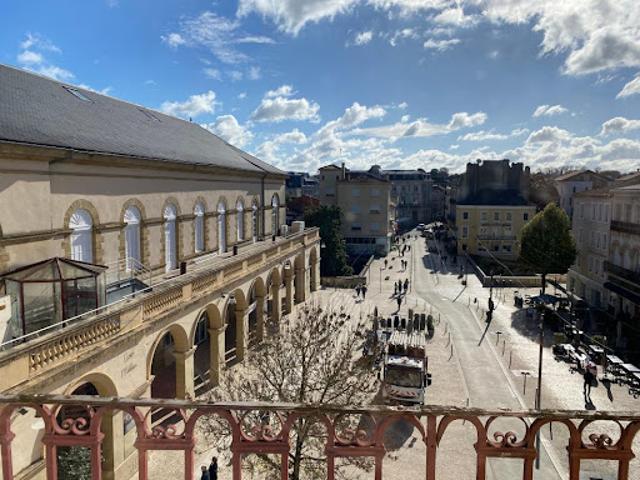 Bureau vente à Mont-de-Marsan, Saint-pierre-du-mont