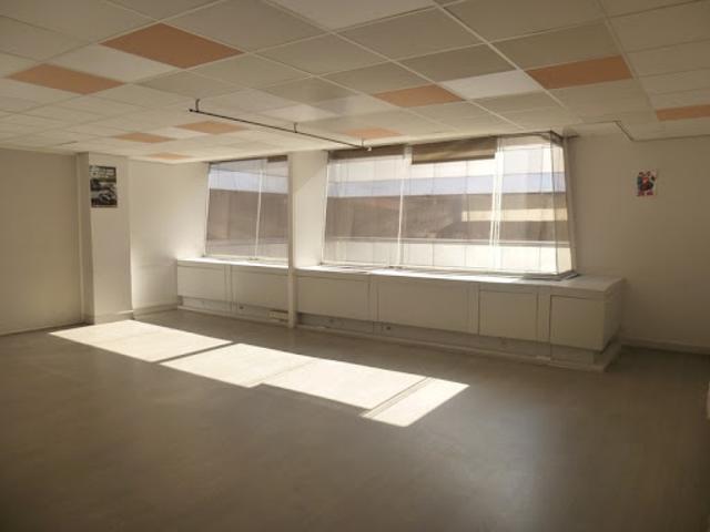 Bureau vente à Pontoise, Cergy
