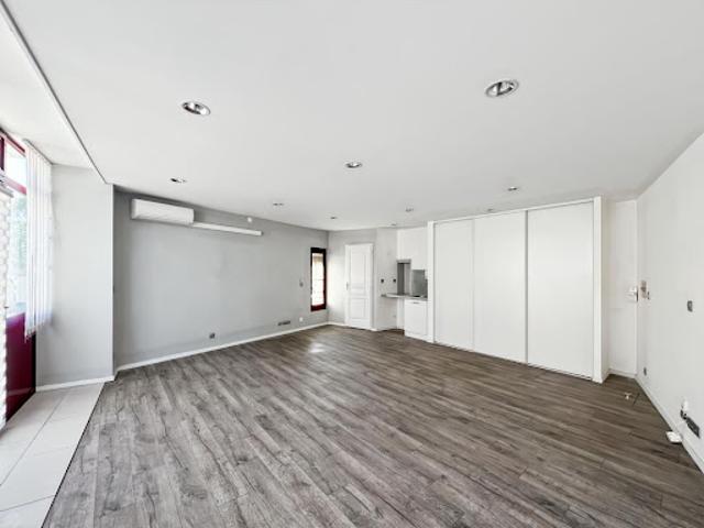 Bureau vente à Haut-Livron, Livron-sur-Drôme