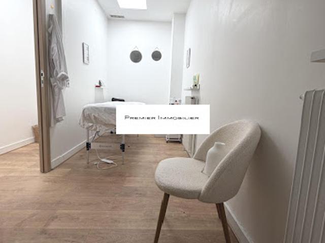 Bureau vente à Paris 19e Arrondissement, Paris