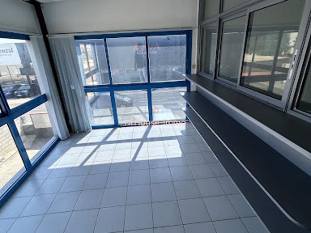 Bureau vente à Perpignan, Cabestany
