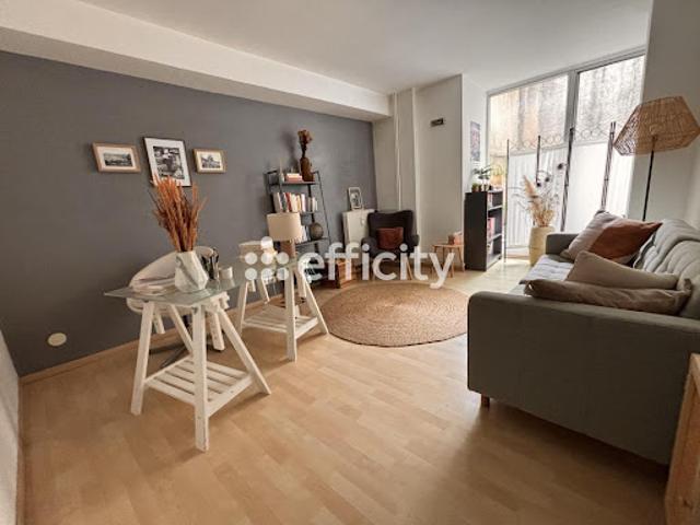 Bureau vente à Marseille