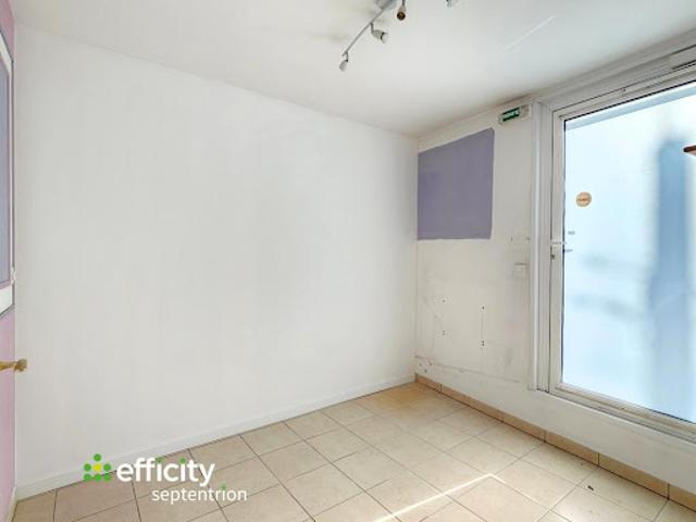 Bureau vente à Lille, Croix