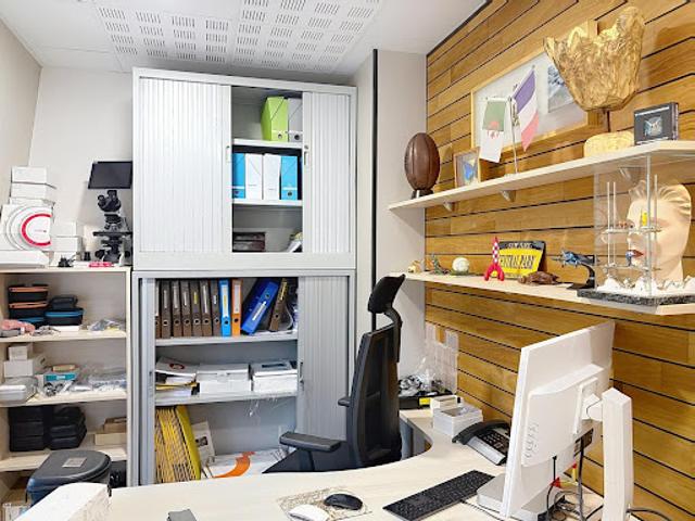 Bureau vente à Vineuil-Saint-Firmin, Oise