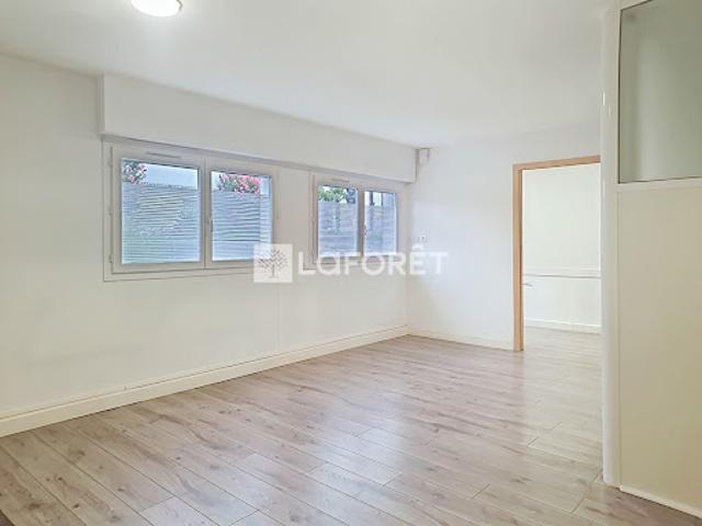 Bureau vente à Pau