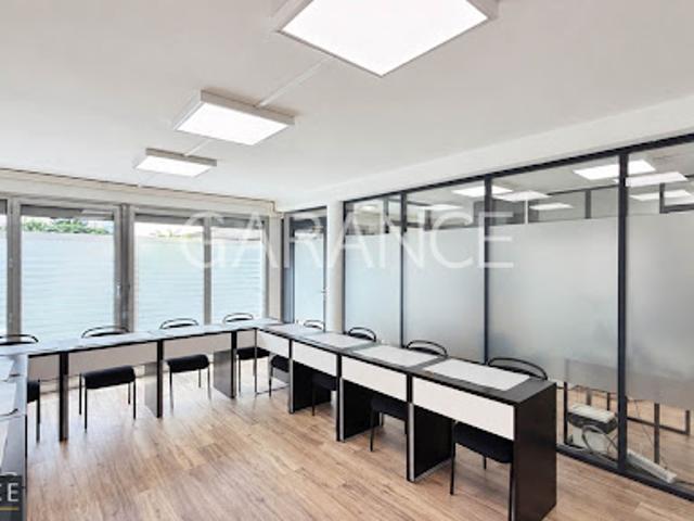 Bureau vente à Paris 14e Arrondissement, Paris