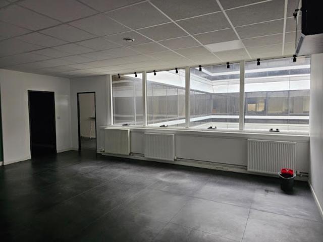 Bureau vente à Pontoise, Cergy