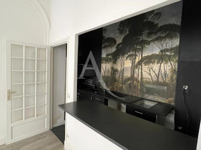 Bureau vente à La Rochelle