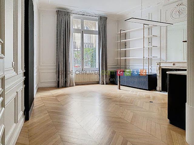 Bureau vente à Paris, Île-de-France