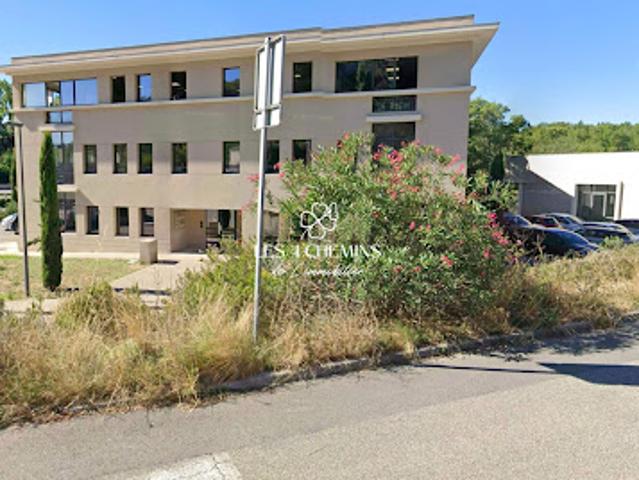 Bureau vente à Aix-en-Provence, Fuveau