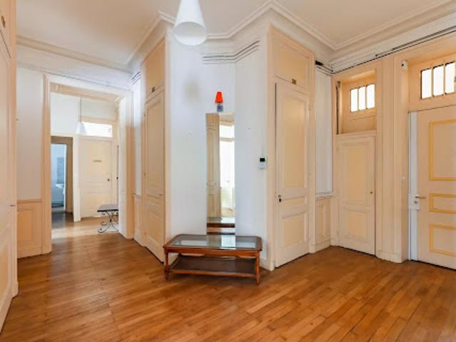 Bureau vente à Lyon, Métropole de Lyon