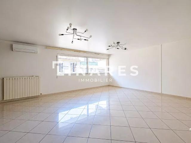 Bureau vente à Marseille