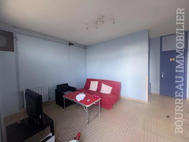 Bureau vente à Joigny, Yonne