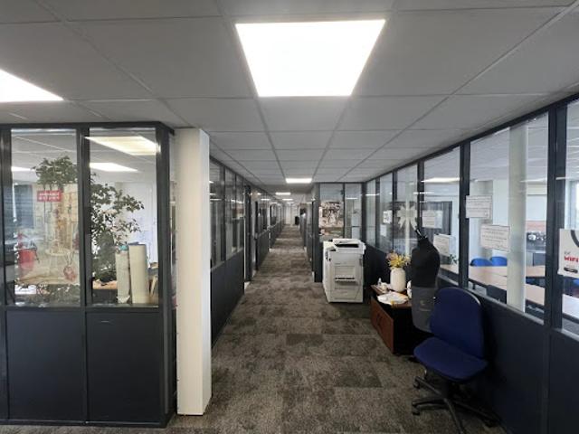 Bureau vente à Nanterre