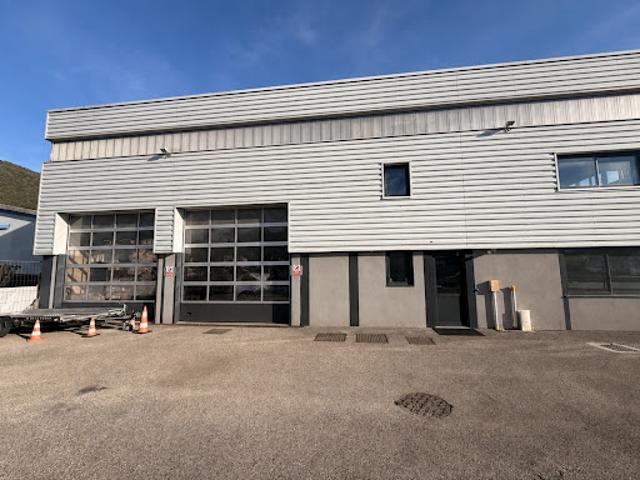 Bureau vente à Les Viviers, Challes-les-Eaux