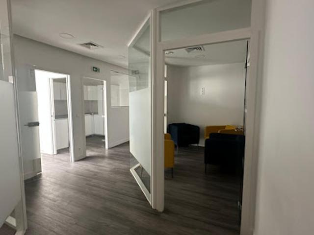 Bureau vente à Rambouillet, Voisins-le-bretonneux