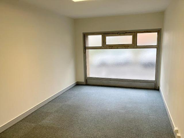 Bureau vente à Angoulême, Aignes-et-puypéroux