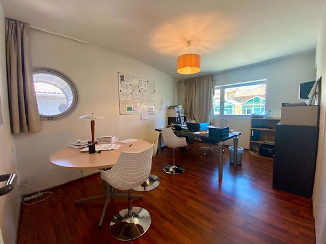 Bureau vente à Millau