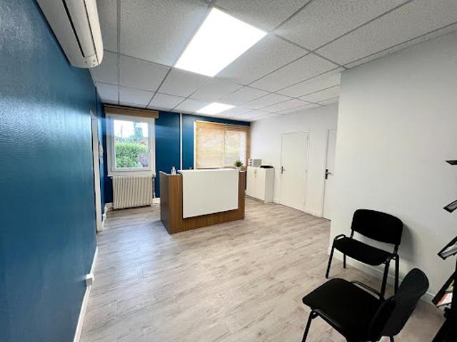 Bureau vente à Saint-Germain-en-Laye, Maule