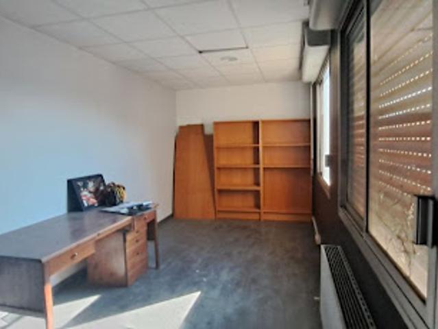 Bureau vente à Jas de Bouffan, Aix-en-Provence