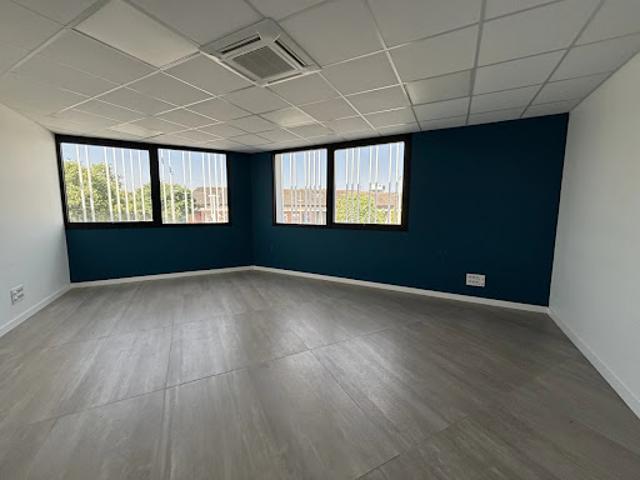 Bureau vente à Toulouse, La Salvetat-saint-gilles