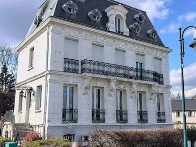 Bureau vente à Chantilly