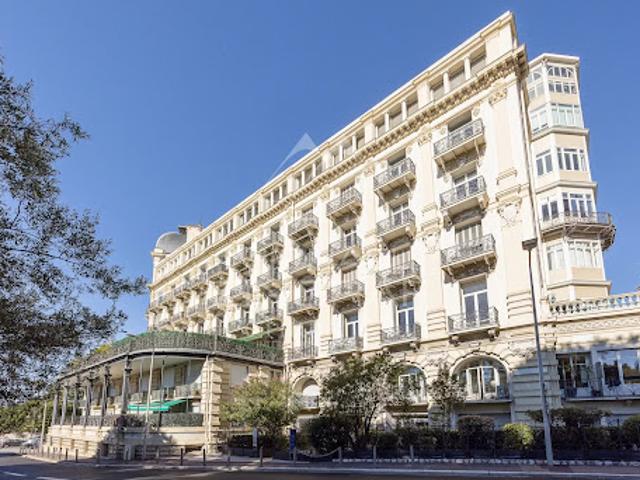 Bureau vente à Nice