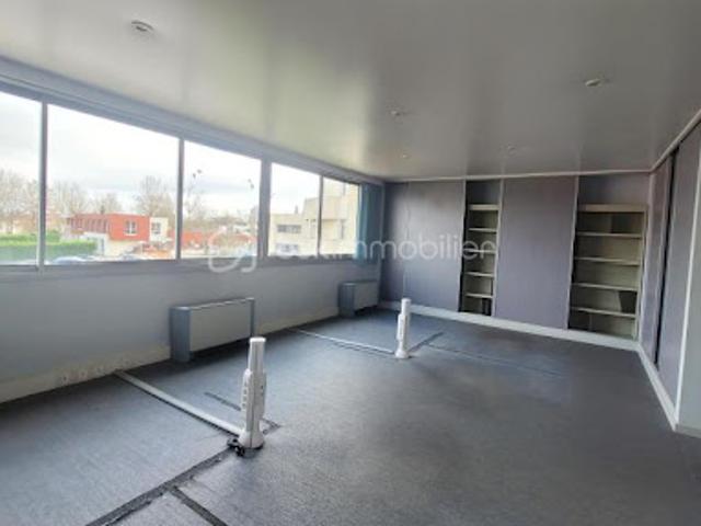 Bureau vente à Agen, Roquefort