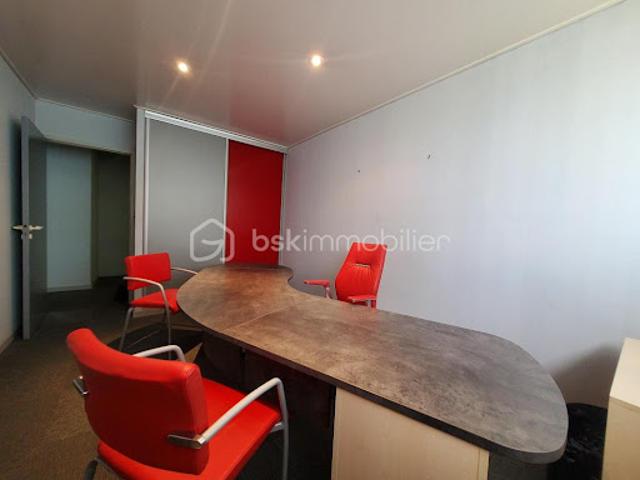 Bureau vente à Agen, Roquefort