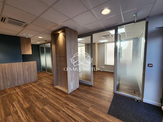 Bureau vente à Lyon, Métropole de Lyon