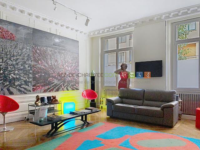 Bureau vente à Paris 16e Arrondissement, Paris