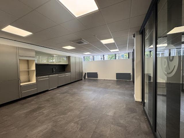 Bureau vente à Besançon