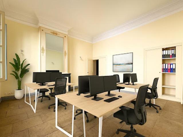 Bureau vente à Nîmes