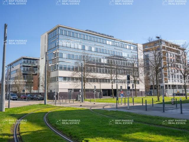 Bureau vente à Angers