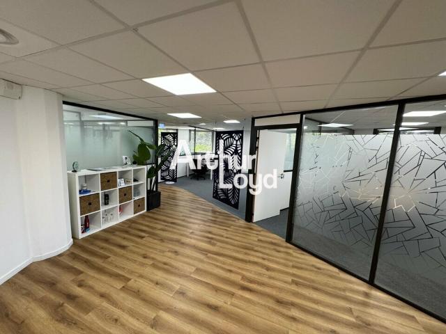 Bureau vente à Sophia Antipolis 2, Biot