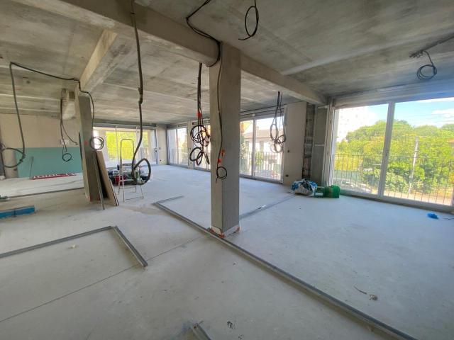 Bureau vente à Bordeaux