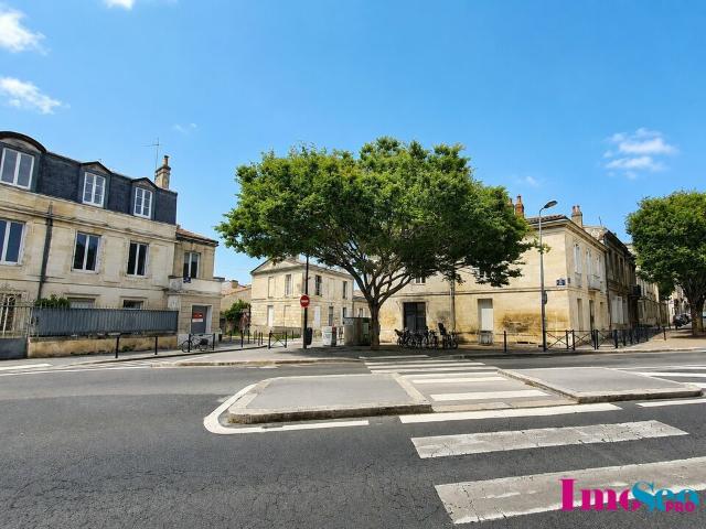 Bureau vente à Bordeaux