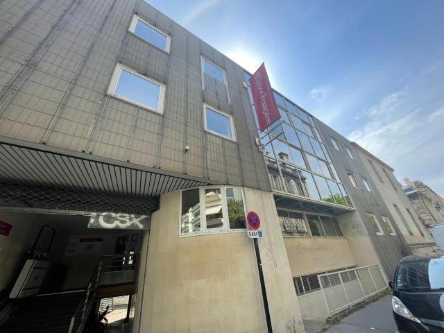Bureau vente à Bordeaux