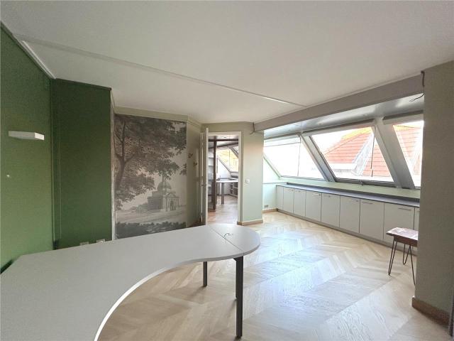Bureau vente à Bordeaux