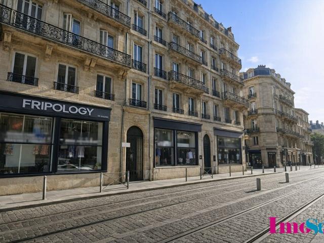 Bureau vente à Bordeaux
