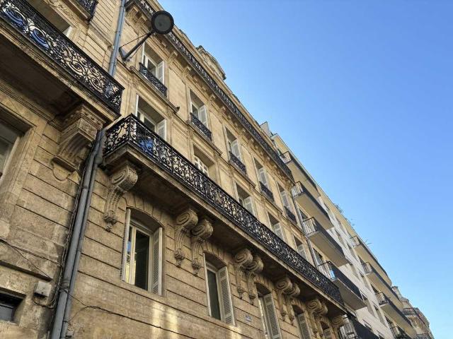 Bureau vente à Bordeaux