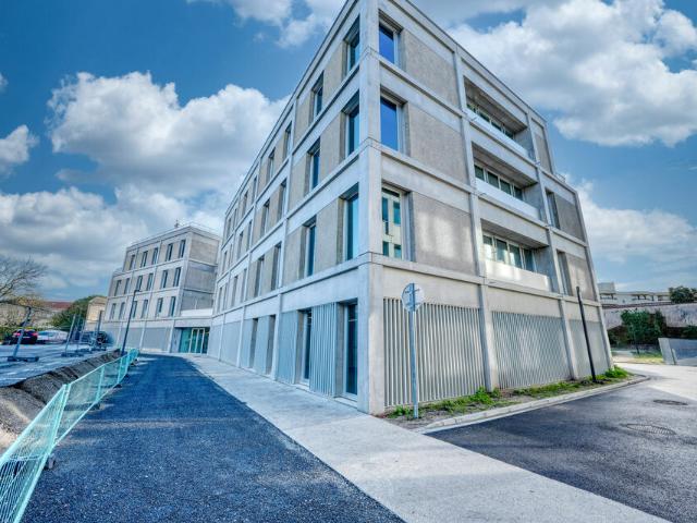 Bureau vente à Bordeaux