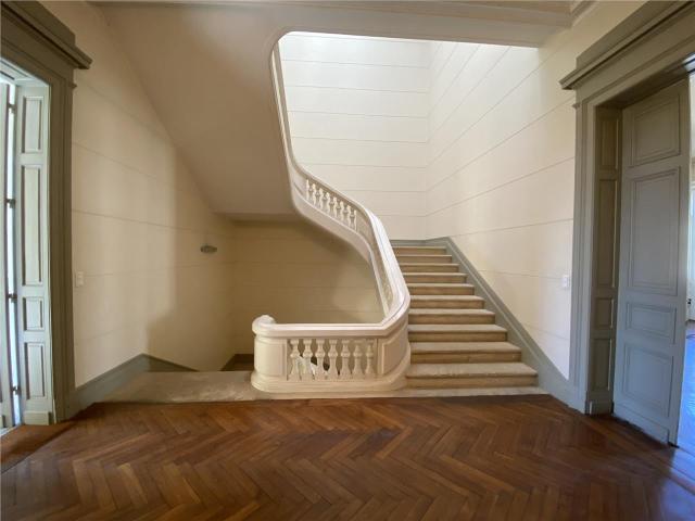 Bureau vente à Bordeaux