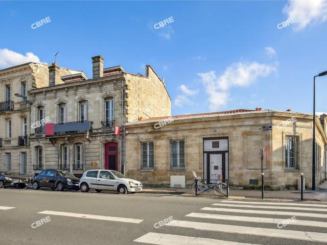 Bureau vente à Bordeaux